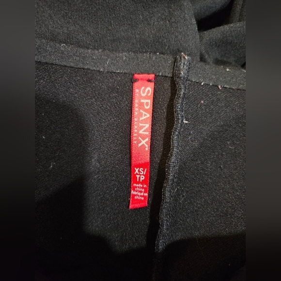 SPANX Leggings - Picture 6 of 7